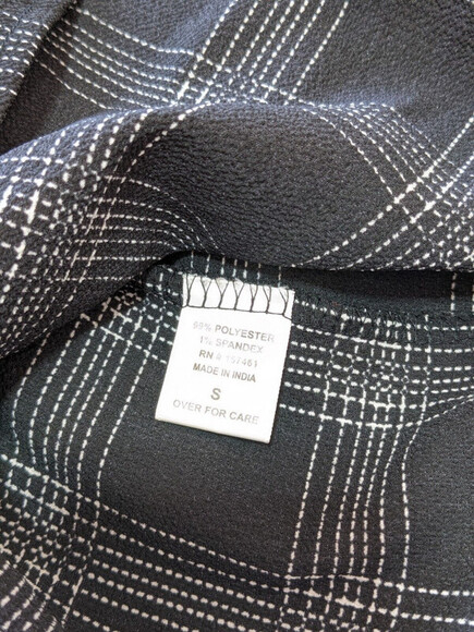 CATHY Top Womens Small Black 3/4 Sleeve Casual Button Down Blouse Pockets - Picture 6 of 9